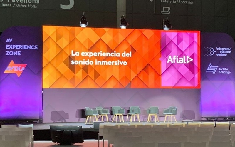 App - Conference Rooms - backdrop system AV drop lp-conference-backdrops